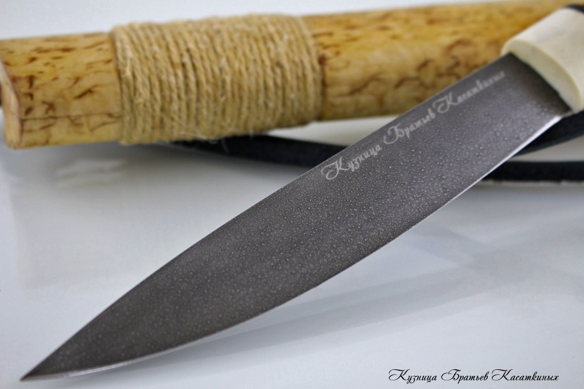 Якутский нож средний "БЫHAХ" кованая ХВ-5. Рукоять и ножны карельская береза.