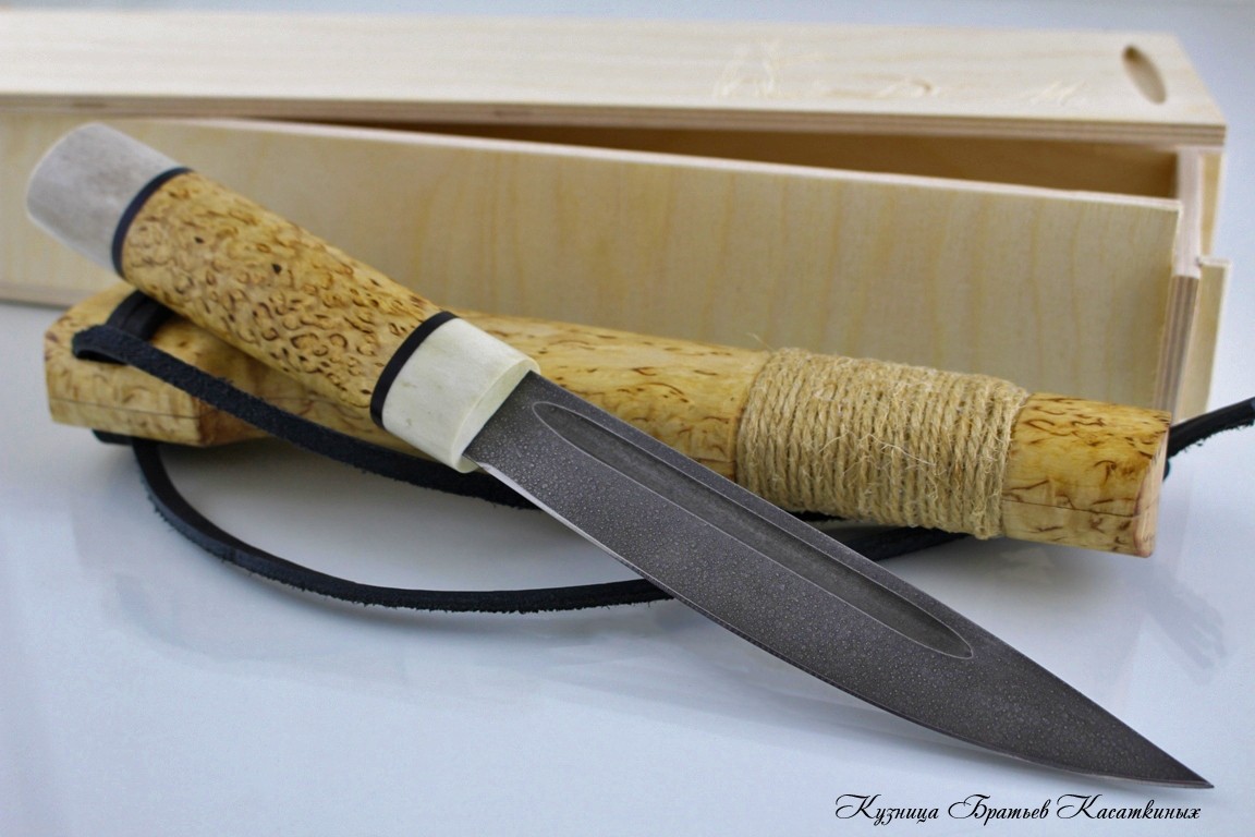Якутский нож средний "БЫHAХ" кованая ХВ-5. Рукоять и ножны карельская береза.